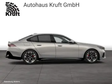 BMW 520d xDrive M SPORT PRO AHK HK SOUND DAP PAP HUD