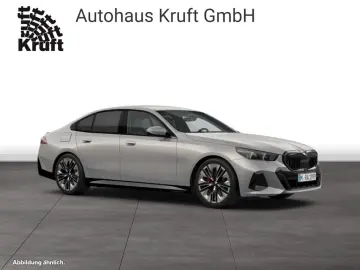 BMW 520d xDrive M SPORT PRO AHK HK SOUND DAP PAP HUD