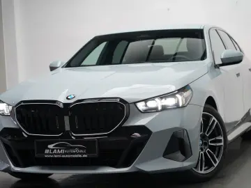 BMW 520d xDrive M Sport ICONIC CARBON 360 H&K KEY