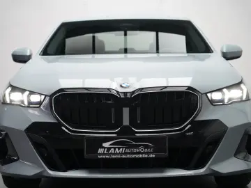 BMW 520d xDrive M Sport ICONIC CARBON 360 H&K KEY