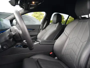 BMW 520d xDrive M Sport ICONIC CARBON 360 H&K KEY