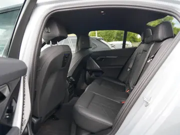 BMW 520d xDrive M Sport ICONIC CARBON 360 H&K KEY