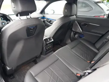 BMW 520d xDrive M Sport ICONIC CARBON 360 H&K KEY