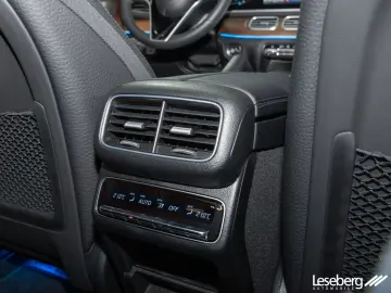 MERCEDES-BENZ GLE 450 4M AMG Multibeam Night AHK Pan…