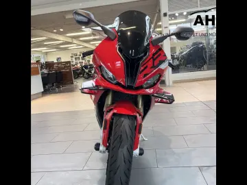 BMW S 1000 RR