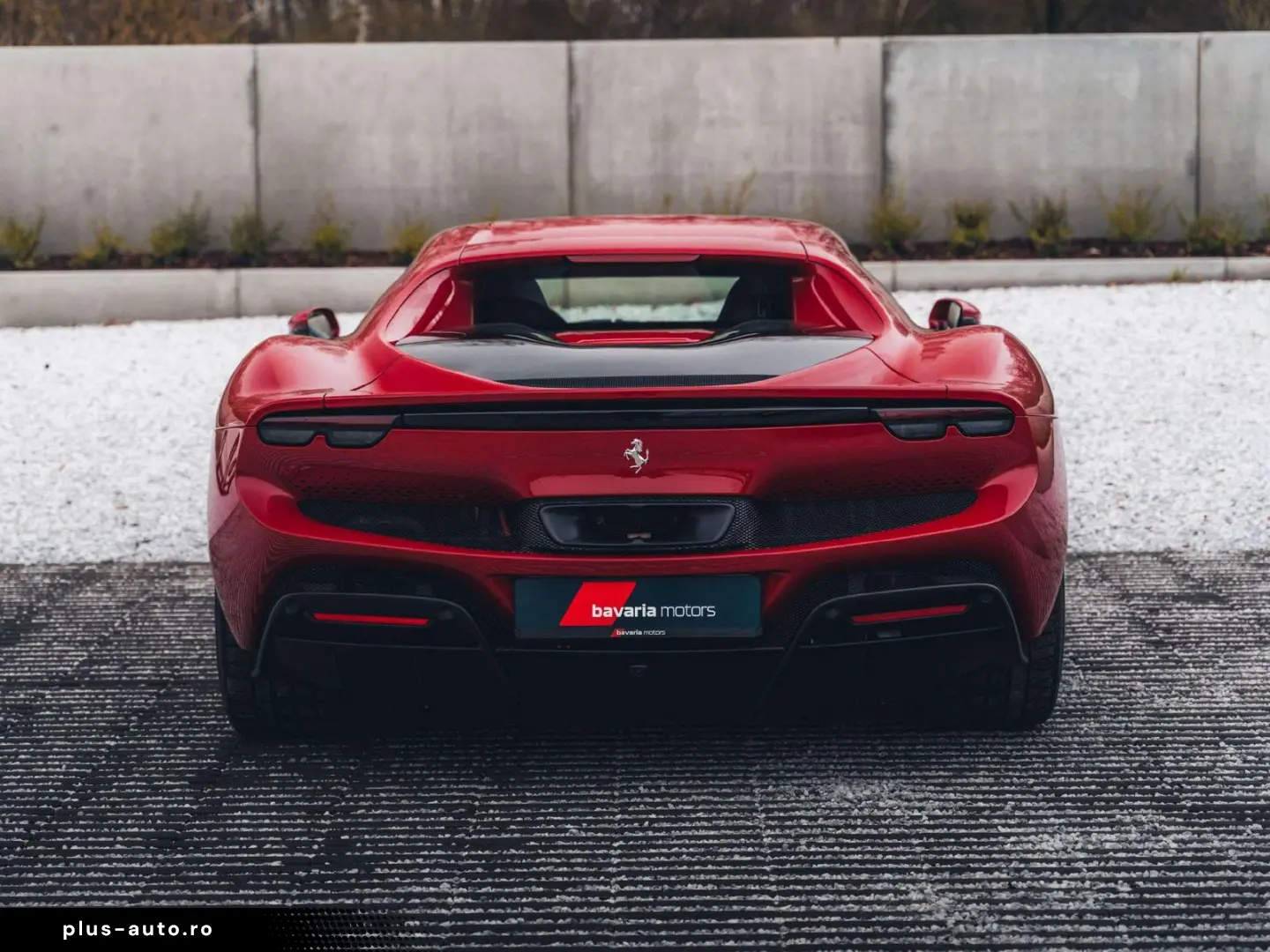 FERRARI 296 GTB Rosso Mugello   Surround View   Lift   C