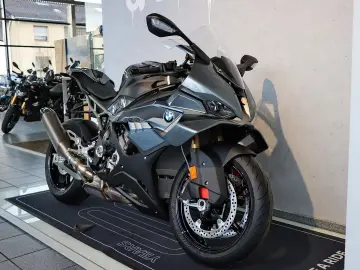 BMW S 1000 RR  3 Pakete  M-Kette  Akrapovic