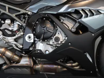 BMW S 1000 RR  3 Pakete  M-Kette  Akrapovic