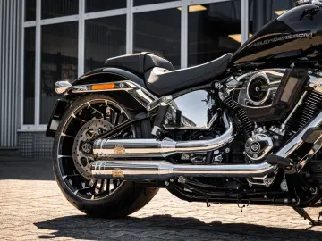 HARLEY DAVIDSON BREAKOUT FXBR 117 ci - Jekill & Hyde