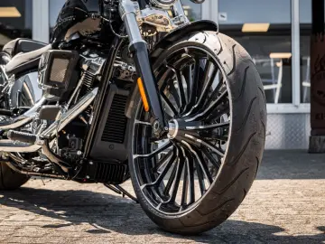 HARLEY DAVIDSON BREAKOUT FXBR 117 ci - Jekill & Hyde
