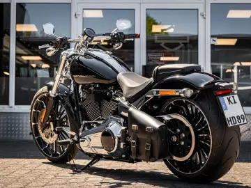 HARLEY DAVIDSON BREAKOUT FXBR 117 ci - Jekill & Hyde