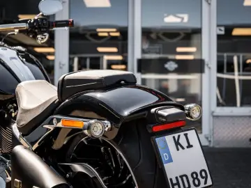 HARLEY DAVIDSON BREAKOUT FXBR 117 ci - Jekill & Hyde