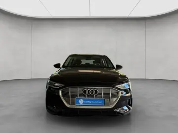 AUDI e-tron 50 quattro basis