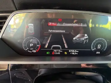 AUDI e-tron 50 quattro basis