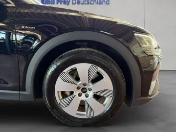 AUDI e-tron 50 quattro basis