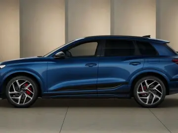 AUDI Q6 SUV e-tron quattro 285 kW PANO HUD MATRIX NAV