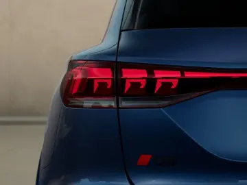 AUDI Q6 SUV e-tron quattro 285 kW PANO HUD MATRIX NAV