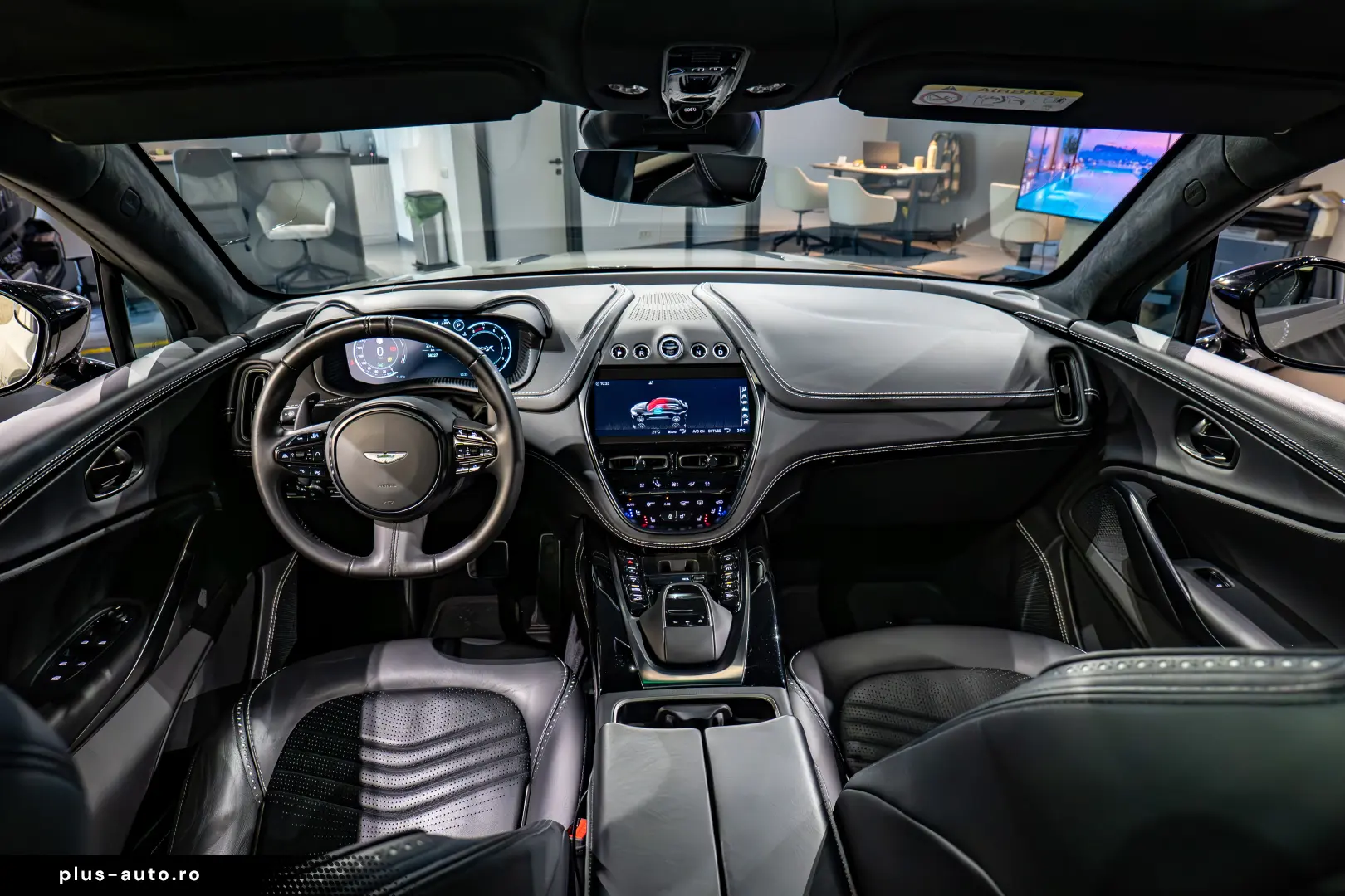Aston Martin DBX 707 Disponibil Imediat!