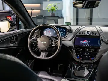 Aston Martin DBX 707 Disponibil Imediat!