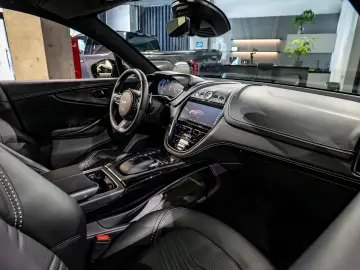 Aston Martin DBX 707 Disponibil Imediat!