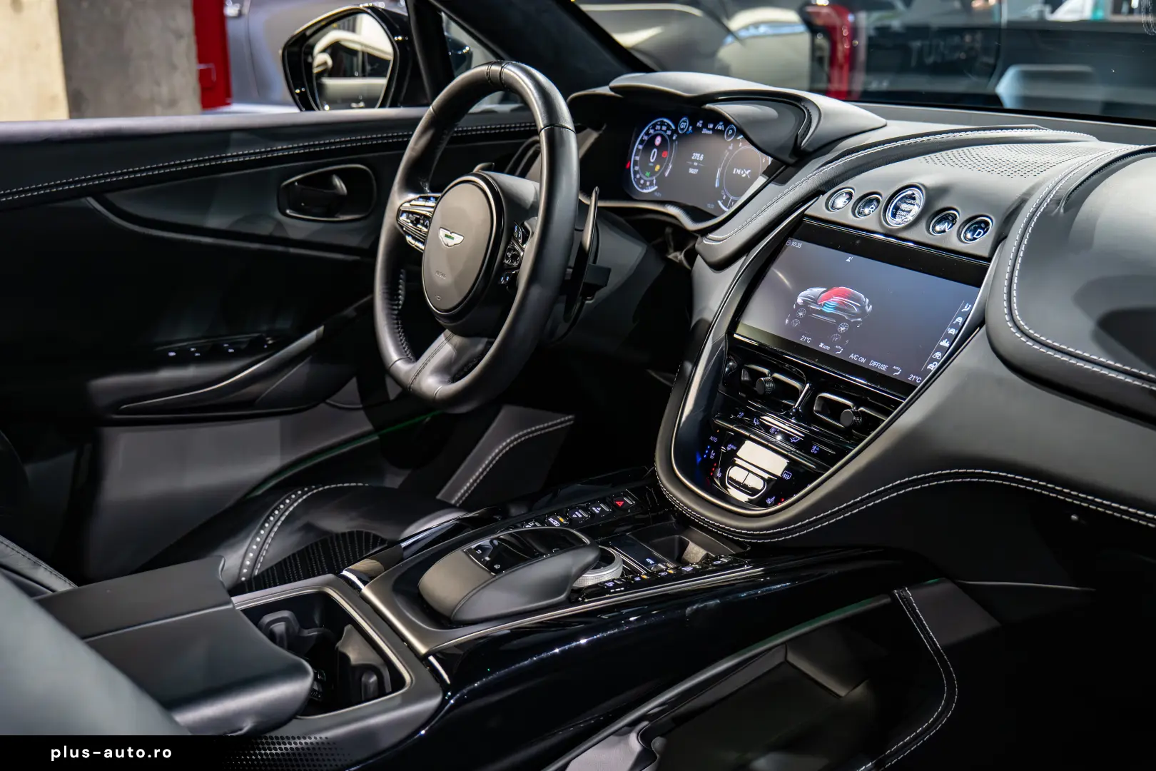 Aston Martin DBX 707 Disponibil Imediat!