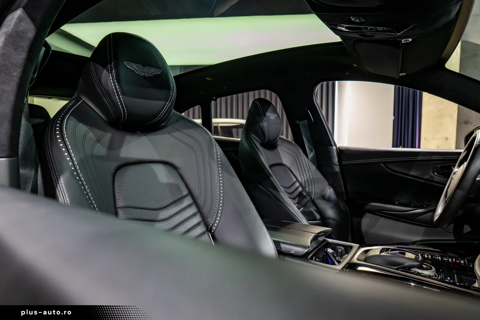 Aston Martin DBX 707 Disponibil Imediat!