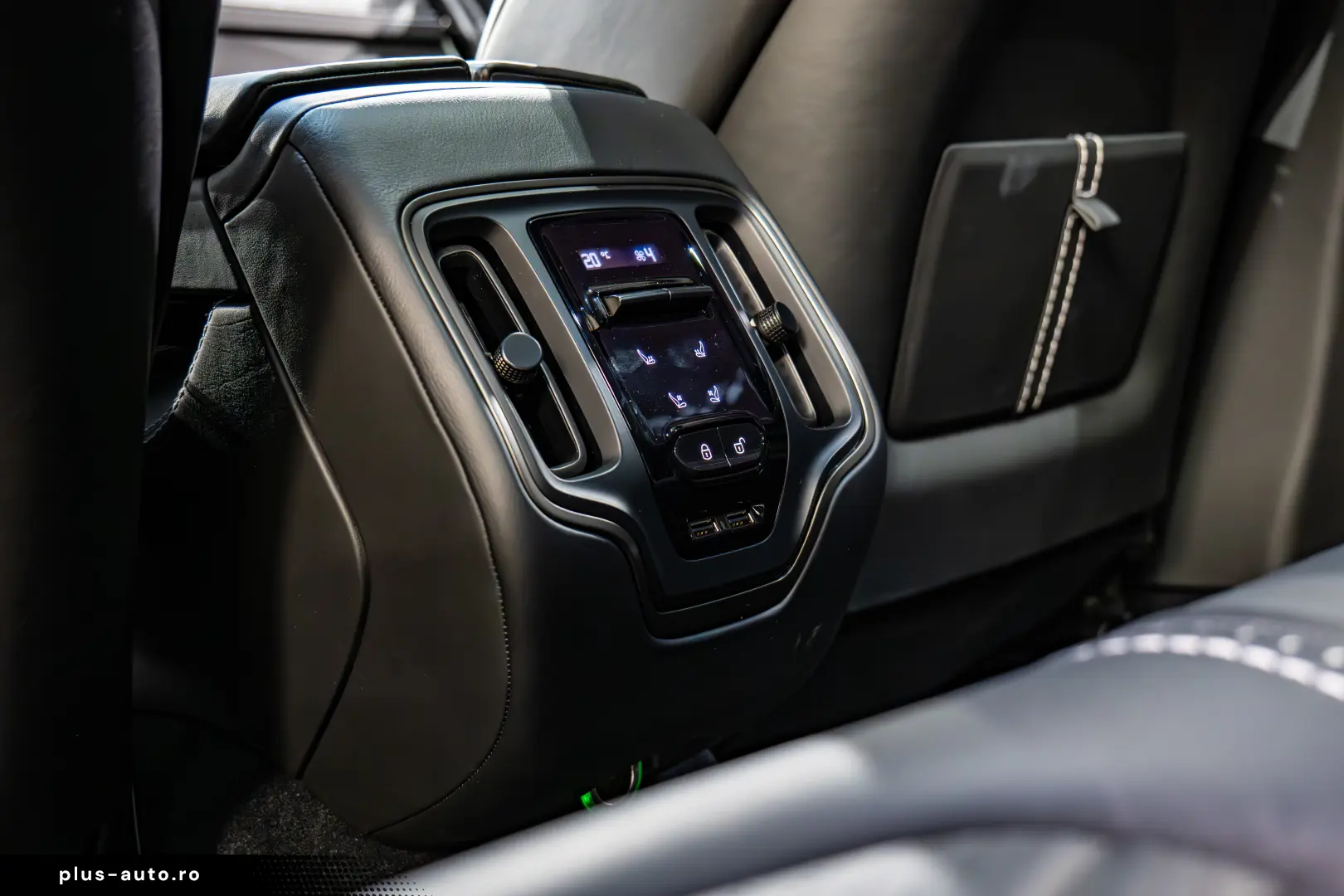 Aston Martin DBX 707 Disponibil Imediat!