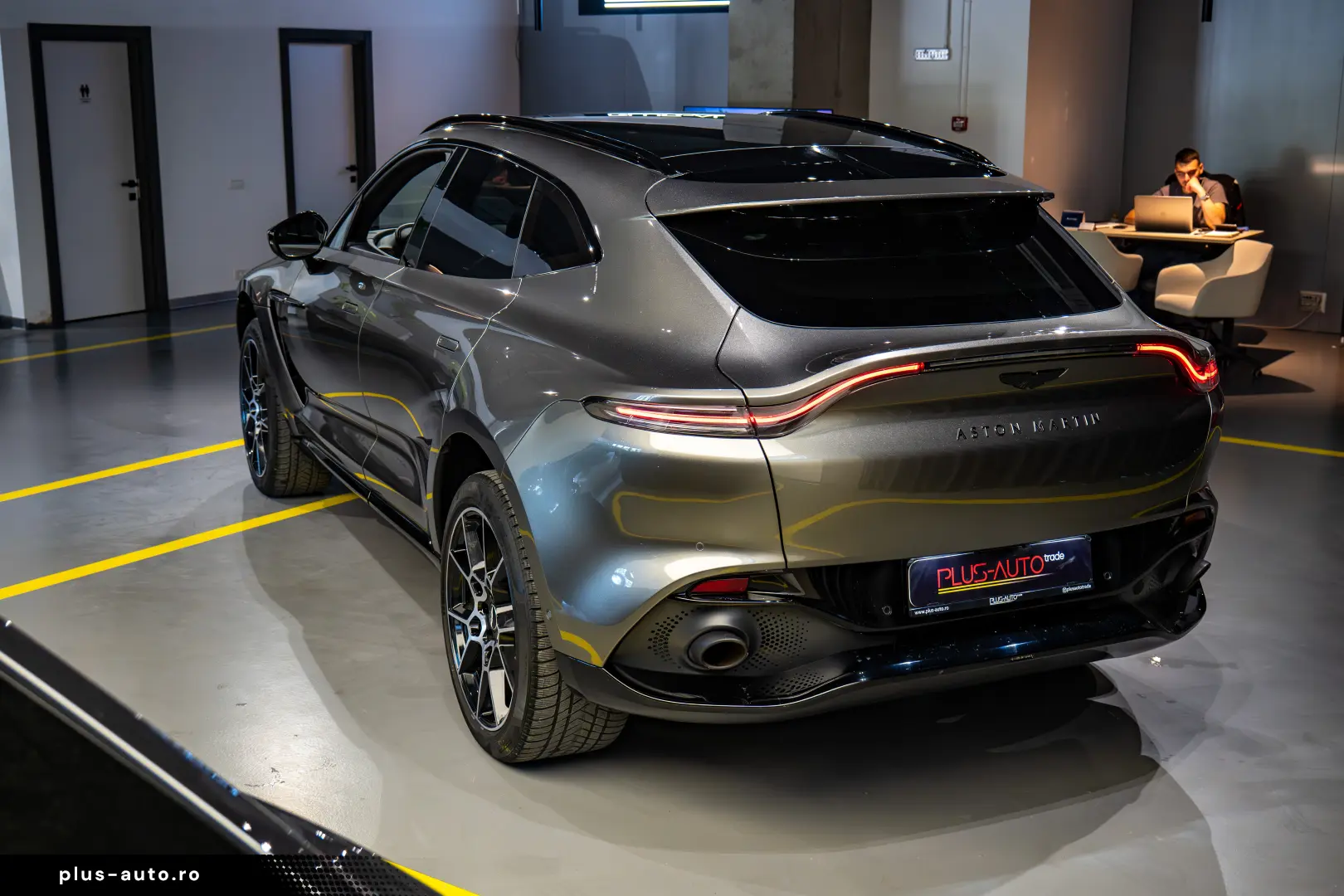 Aston Martin DBX 707 Disponibil Imediat!