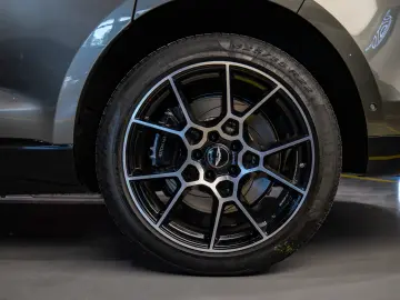 Aston Martin DBX 707 Disponibil Imediat!
