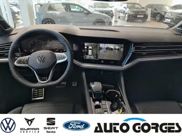 VW Touareg R-Line 3.0 l V6 TDI SCR 4MOTION  LUFTFED