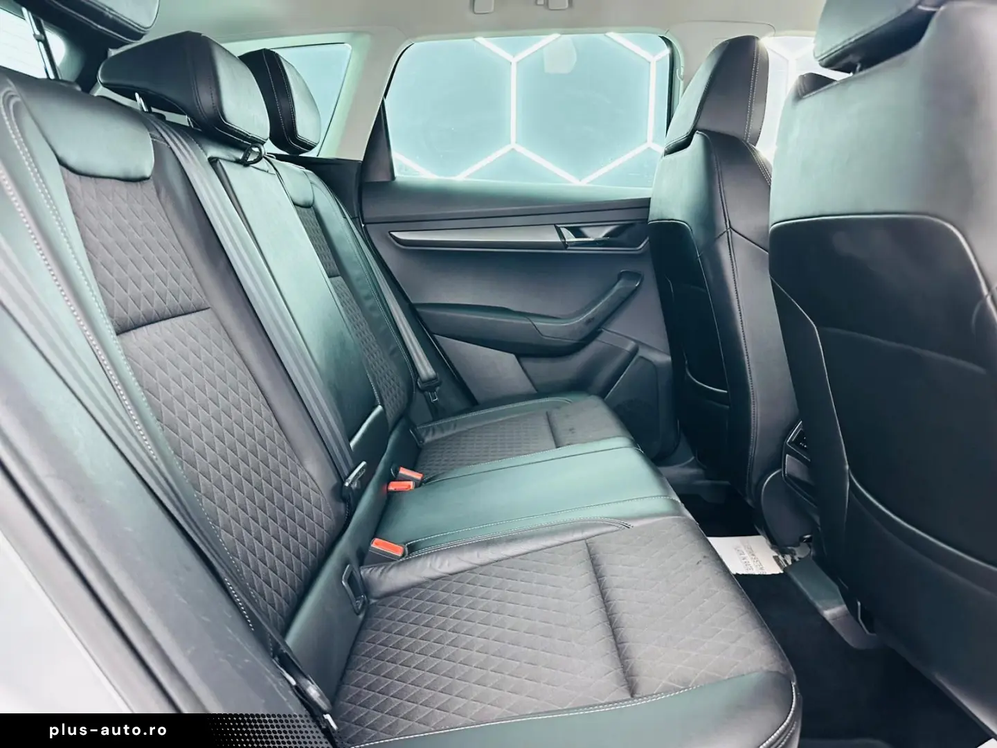 SKODA KAROQ 2020 1.6D E6 Garantie 12 Luni Rate Avans 0 Doar