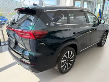 Chery Tiggo-8