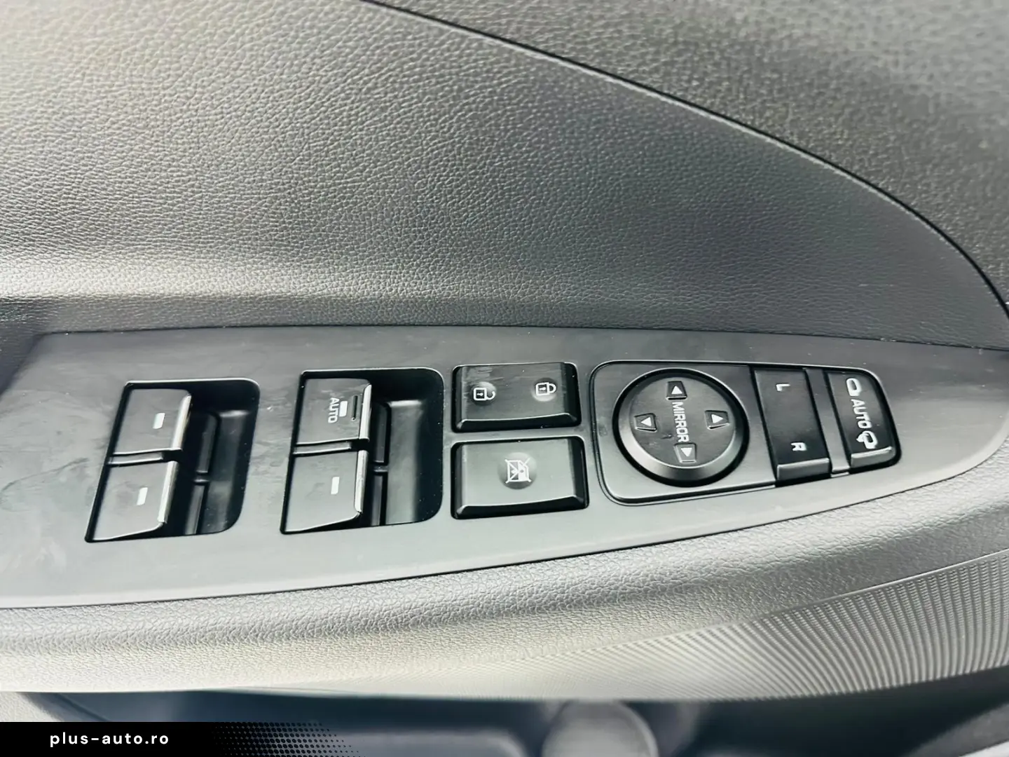 HYUNDAI TUCSON 2017 1.7D E6 Garantie 12 Luni Rate Avans 0 Do