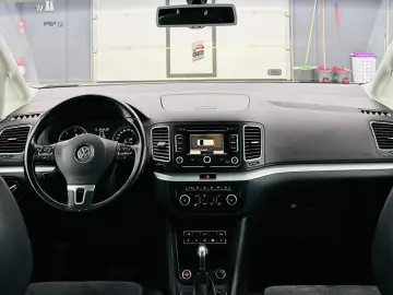VOLKSWAGEN SHARAN 2011 2.0D E5 7 Locuri Garantie 12 Luni Rat