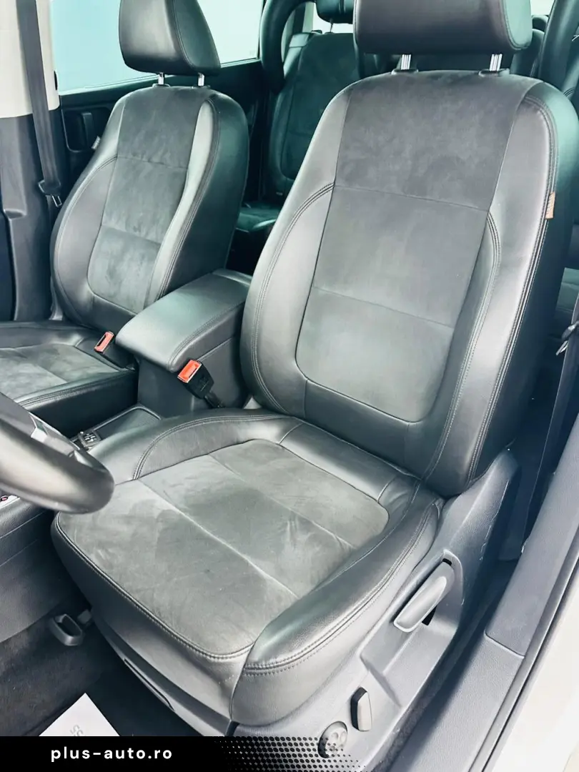 VOLKSWAGEN SHARAN 2011 2.0D E5 7 Locuri Garantie 12 Luni Rat
