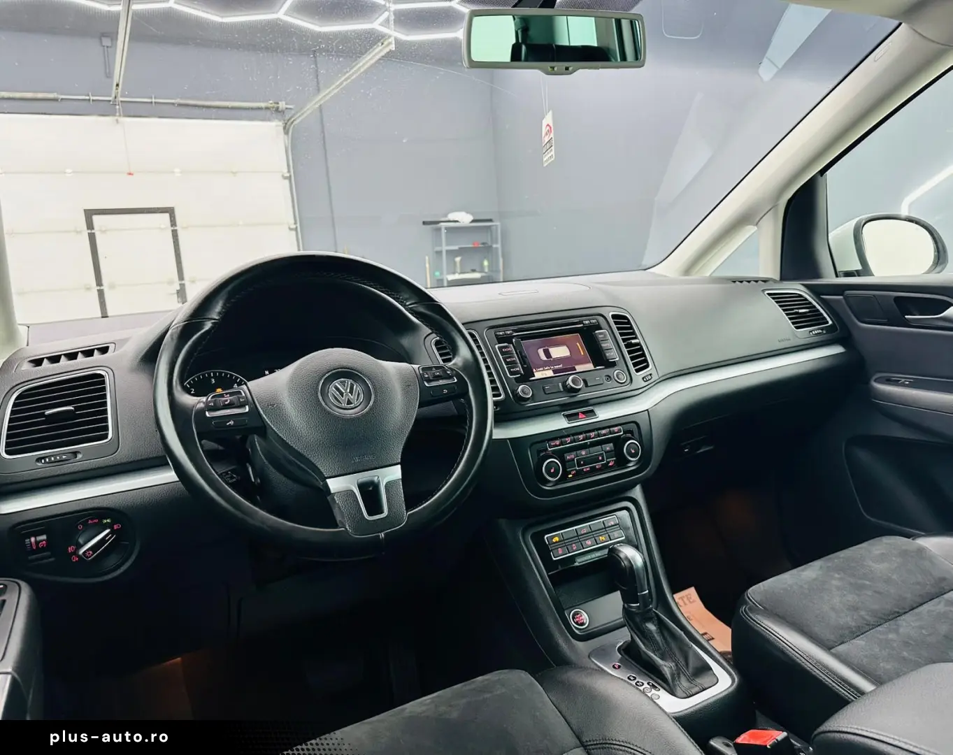 VOLKSWAGEN SHARAN 2011 2.0D E5 7 Locuri Garantie 12 Luni Rat