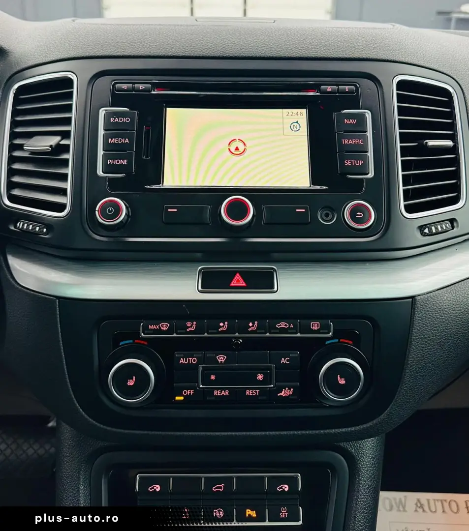 VOLKSWAGEN SHARAN 2011 2.0D E5 7 Locuri Garantie 12 Luni Rat