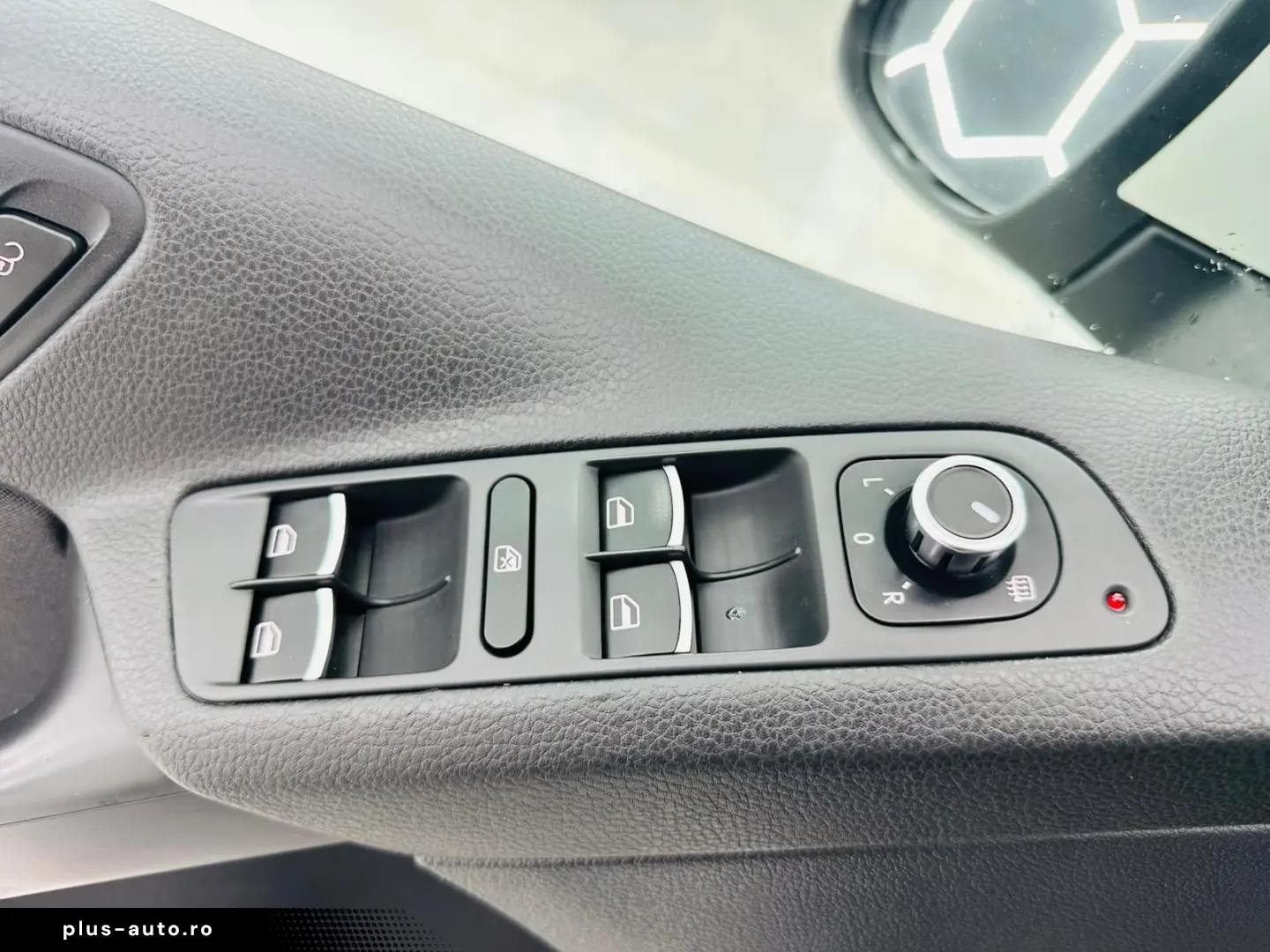 VOLKSWAGEN TIGUAN 2013 2.0D E5 4x4 Garantie 12 Luni Rate Ava