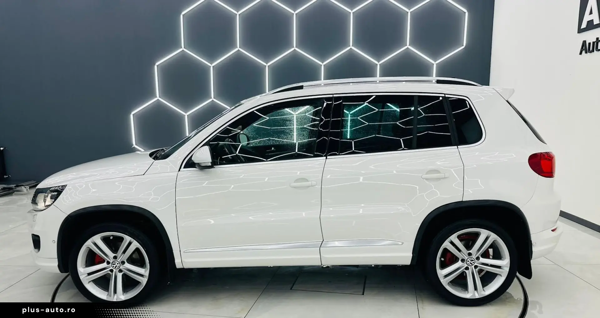 VOLKSWAGEN TIGUAN 2013 2.0D E5 4x4 Garantie 12 Luni Rate Ava