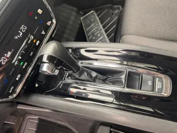HONDA HR-V 1.5 i-VTEC 130 CP CVT Elegance