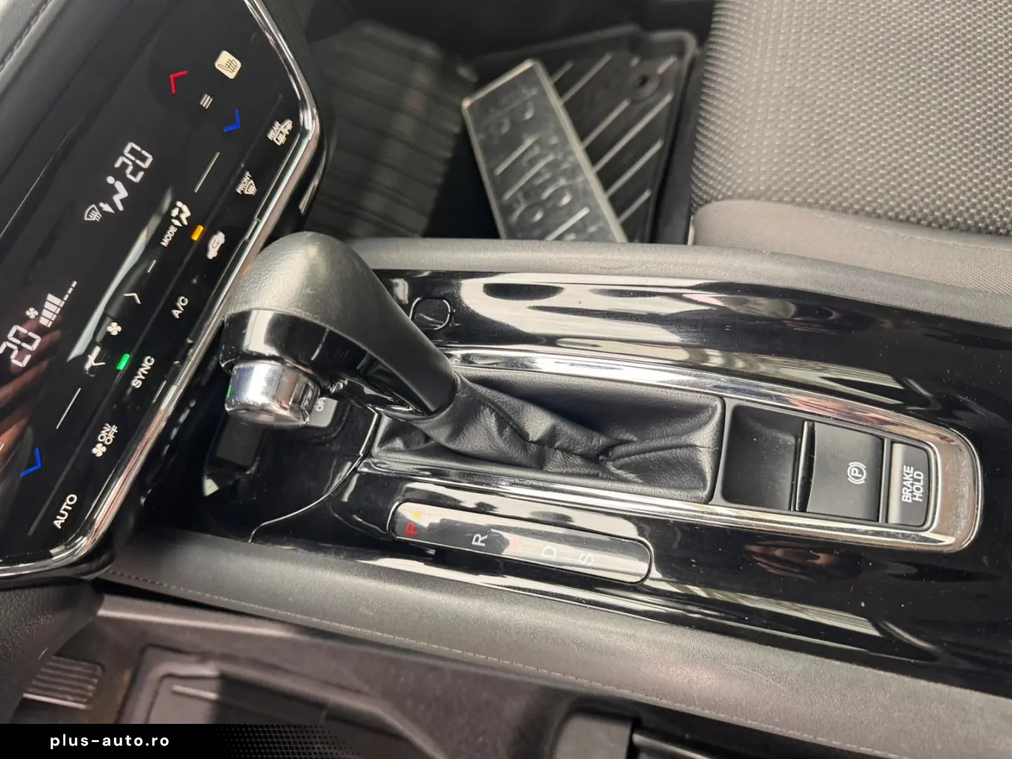 HONDA HR-V 1.5 i-VTEC 130 CP CVT Elegance