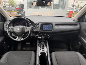 HONDA HR-V 1.5 i-VTEC 130 CP CVT Elegance