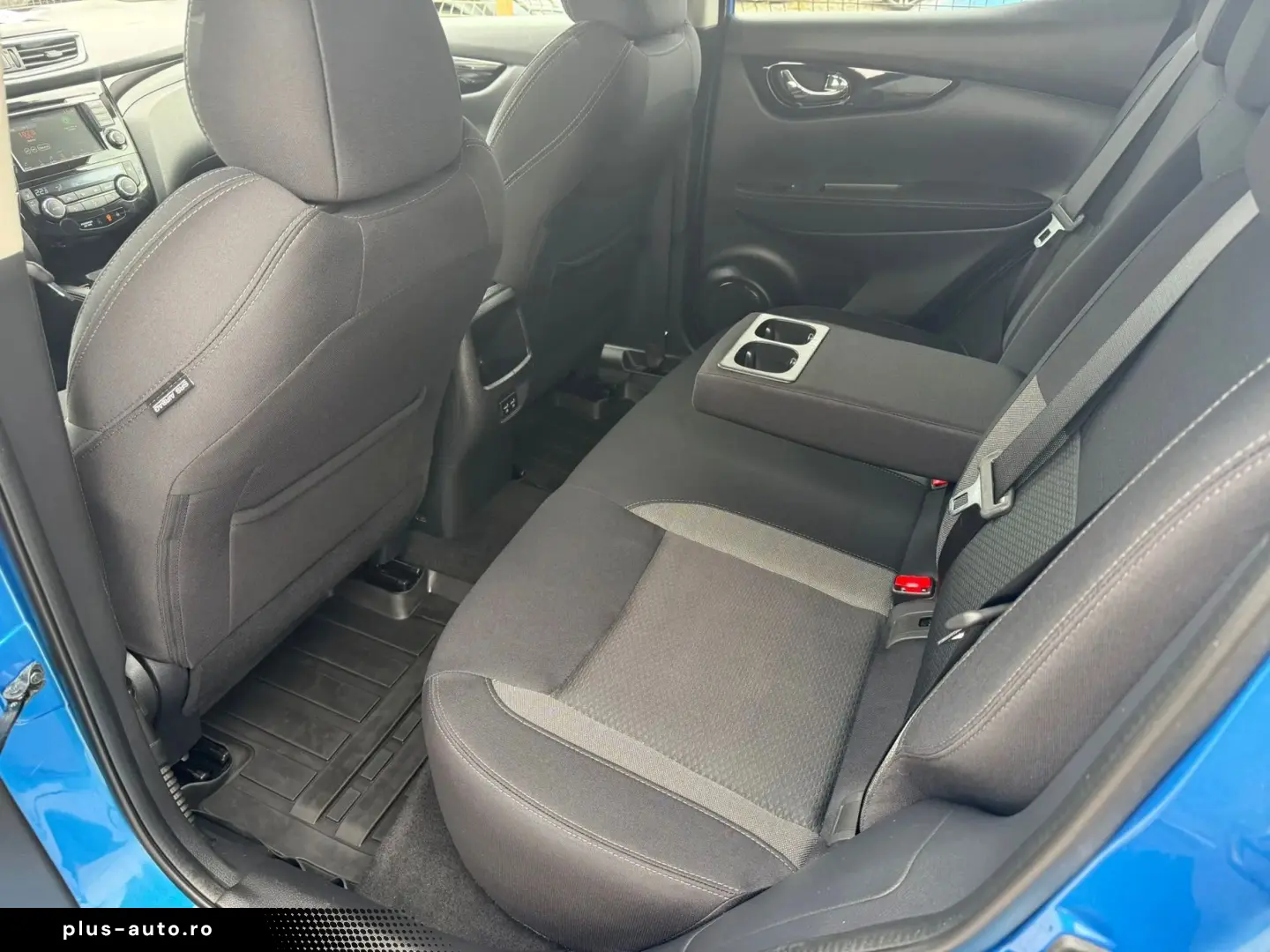 Nissan QASHQAI 1.3 DIG-T 1138cp N-Connecta