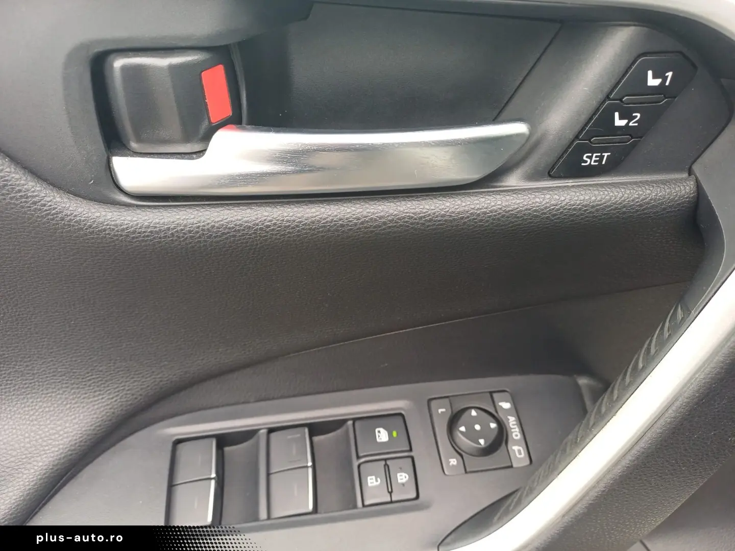 Toyota RAV-4 2.5 VVT-iE 4x4 LUXURY HYBRID 222 CP