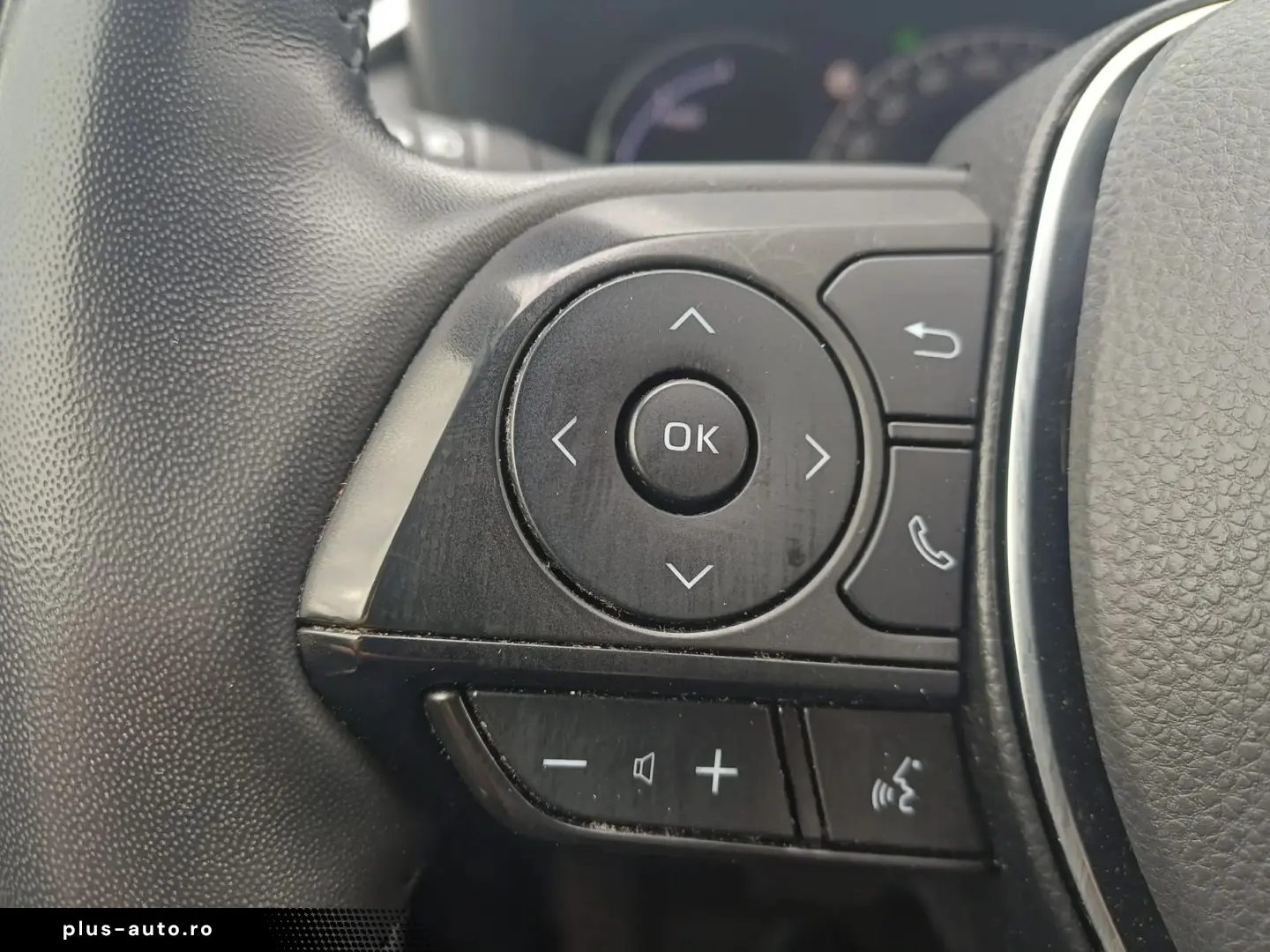 Toyota RAV-4 2.5 VVT-iE 4x4 LUXURY HYBRID 222 CP