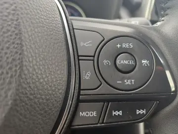 Toyota RAV-4 2.5 VVT-iE 4x4 LUXURY HYBRID 222 CP