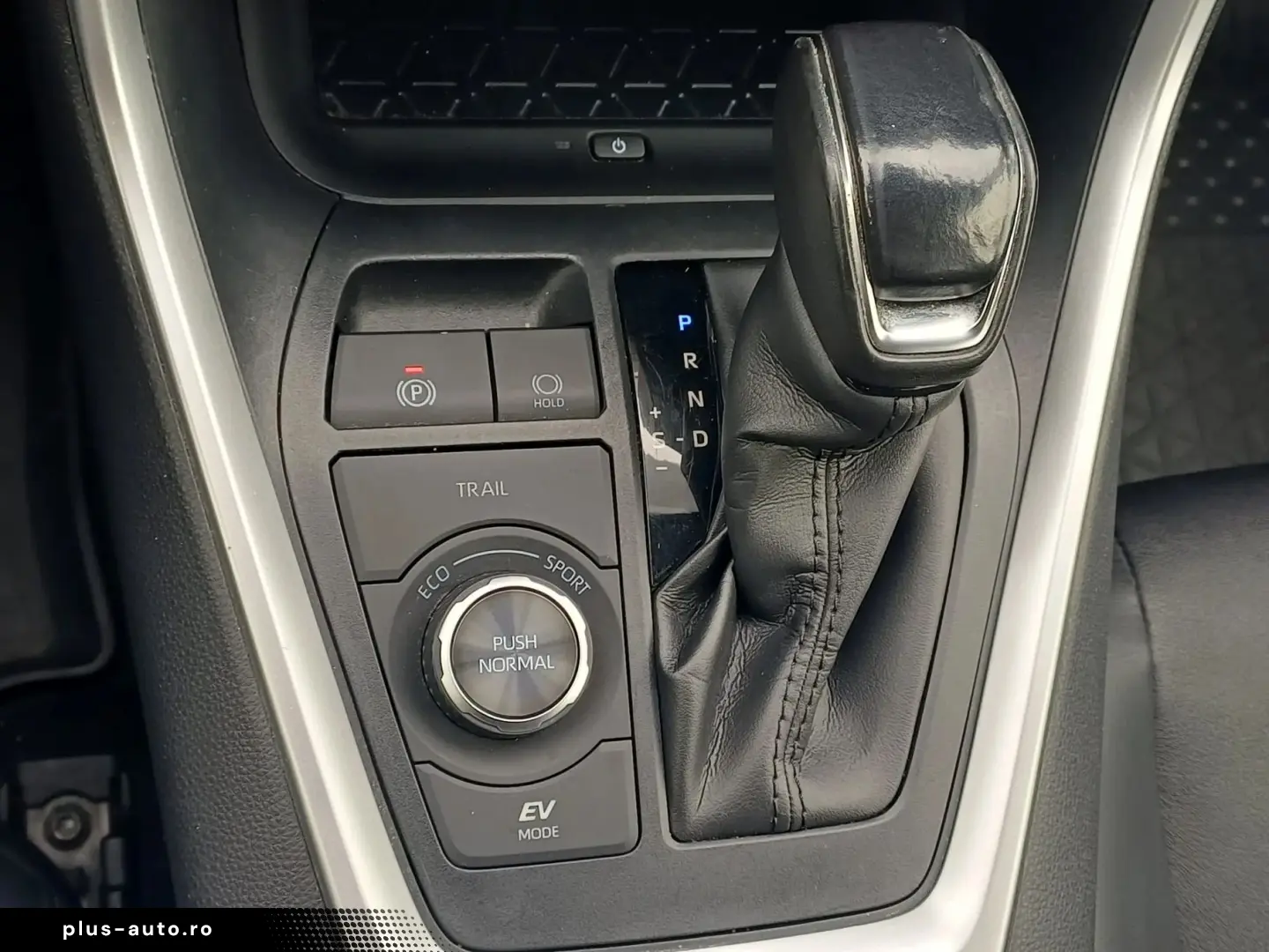 Toyota RAV-4 2.5 VVT-iE 4x4 LUXURY HYBRID 222 CP