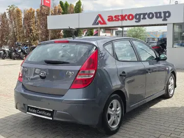 HYUNDAI i30  1.6 126 CP Comfort