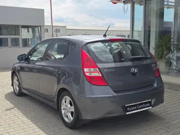 HYUNDAI i30  1.6 126 CP Comfort