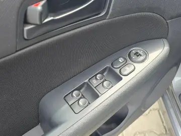 HYUNDAI i30  1.6 126 CP Comfort